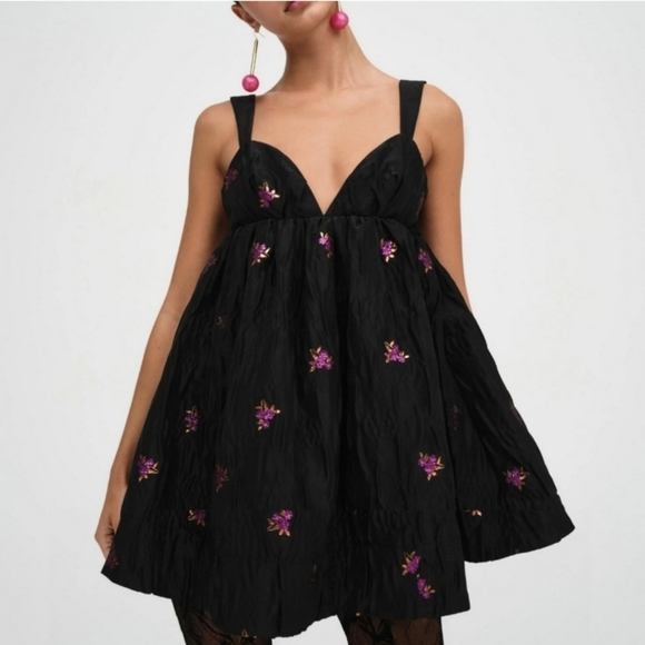 NWT For Love & Lemons Black Floral Sachi Mini Dress Size Small - Picture 1 of 14